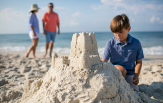 child building a sandastle